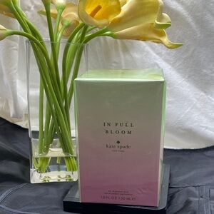 Kate Spade In Full Bloom Perfume Box with Green and Pink Gradient